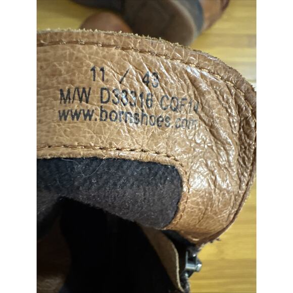 Born Women's 11 M Leandra Distressed Leather Boots Heeled Side Zip Moto Boho - Picture 9 of 9